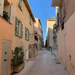 Studio 42m2 centre ville de Saint-Tropez